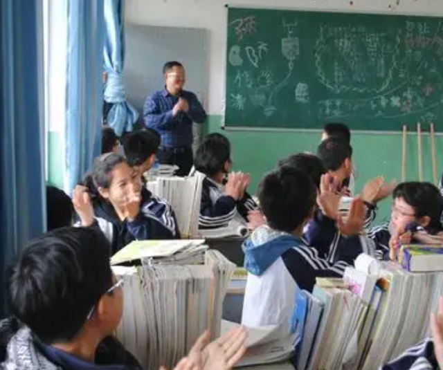 优质课程互通尽力打造民办校园跨区域深度协作的标杆与样板 优质课程互通尽力打造民办校园跨区域深度协作的标杆与样板